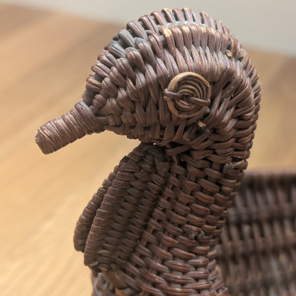 Turkey chicken rooster bird wicker basket